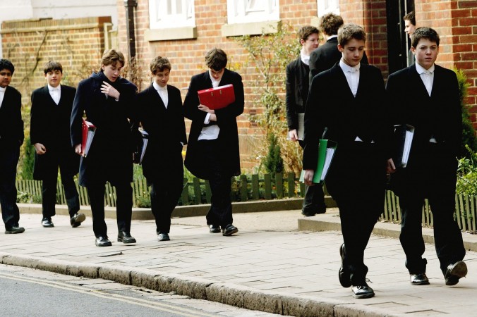 تحصیل در دوره های تکمیلی انگلستان :Further Education