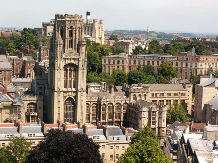 نگاهی به دانشگاه بریستول BRISTOL UNIVERSITY