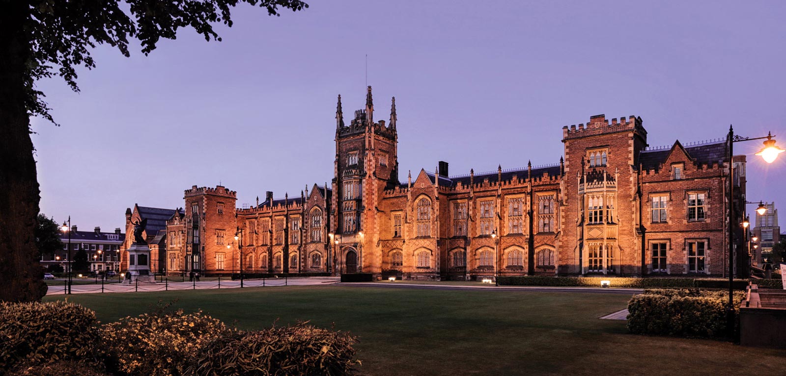 Queen's University Belfast