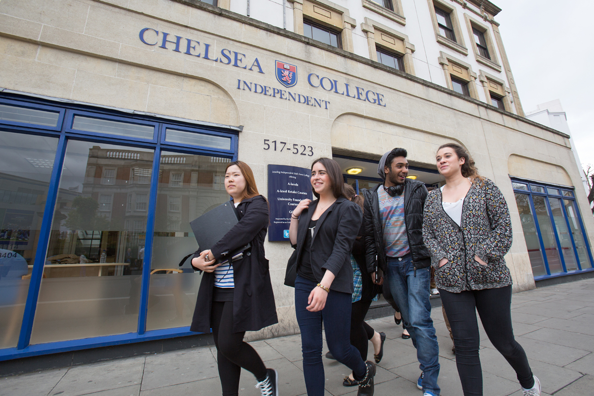  رقابت عکاسی و نویسندگی در CHELSEA INDEPENDENT COLLEGE 